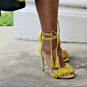 Steve Madden yellow fringe sandals